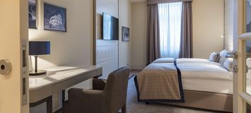 Lujosamente apartamento de cinco habitaciones